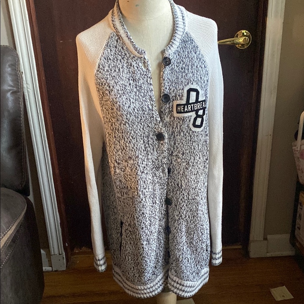 Women's Black and White Sweater